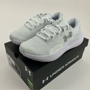 Under Armour US Womens Size 7 Charged Surge 4 Running Shoes NIB